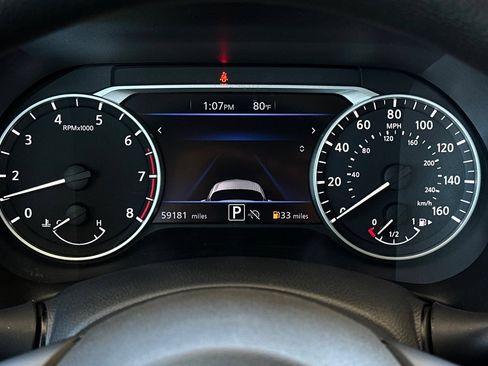 Used 2024 Nissan Sentra SV FWD image 22