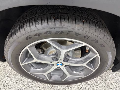 Used 2017 BMW X1 xDrive28i AWD/4WD image 8