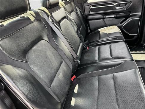 Used 2020 RAM 1500 Laramie w/ Sport Appearance Package AWD/4WD image 18
