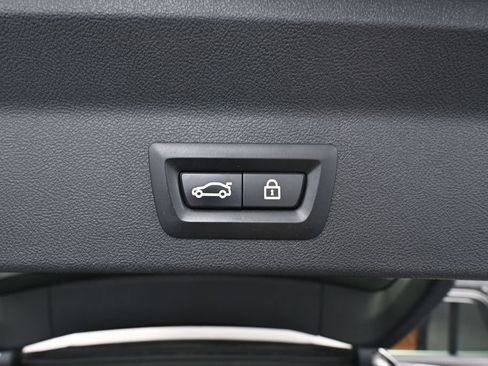 Used 2023 BMW X3 xDrive30i AWD/4WD image 44