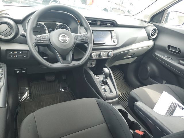 Certified 2025 Nissan Kicks Play S FWD image 9