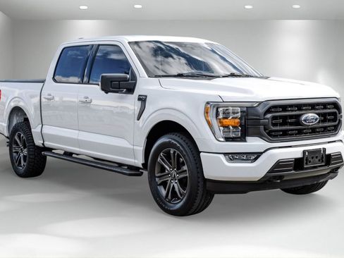 Used 2022 Ford F150 XLT w/ Equipment Group 302A High image 5