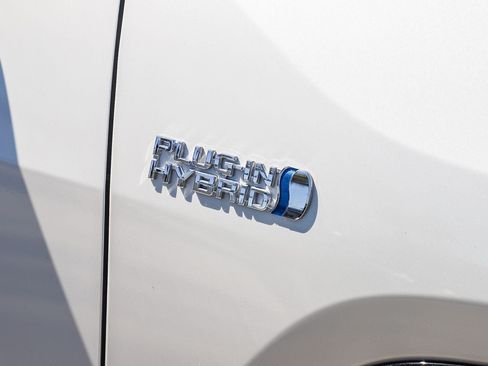 Used 2023 Toyota RAV4 XSE w/ Weather Package AWD/4WD image 6