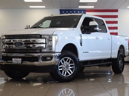 Used 2018 Ford F250 Lariat AWD/4WD image 10