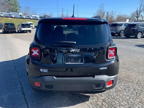Used 2015 Jeep Renegade Latitude image 7