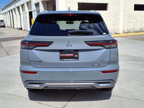 Used 2026 Mitsubishi Outlander SEL FWD image 4