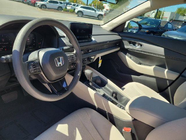 Used 2024 Honda Accord EX image 12