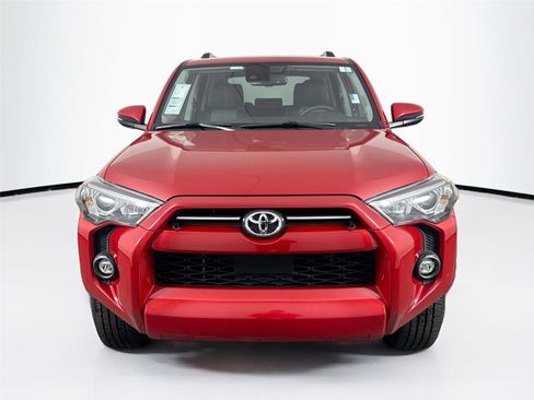 Certified 2022 Toyota 4Runner SR5 Premium image 9