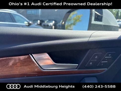 Used 2023 Audi Q5 2.0T Premium Plus w/ Premium Plus Package AWD/4WD image 12
