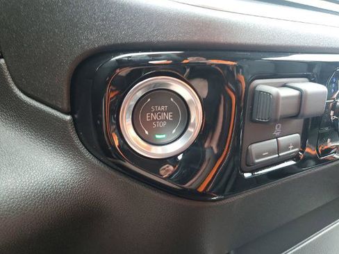 New 2026 GMC Sierra 1500 SLT w/ SLT Premium Plus Package image 25