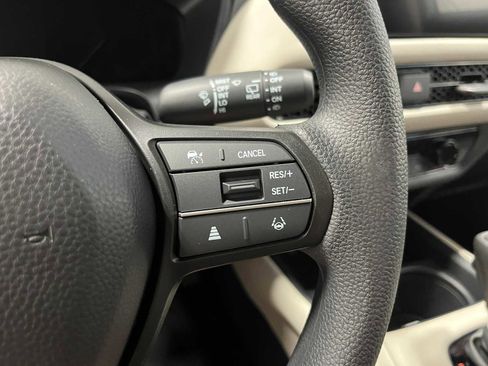 New 2026 Honda HR-V LX image 17