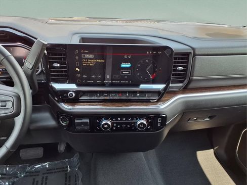 Certified 2024 GMC Sierra 3500 SLE w/ SLE Value Package AWD/4WD image 17