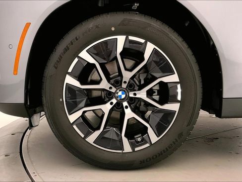 New 2025 BMW X3 xDrive30i w/ Premium Package image 9