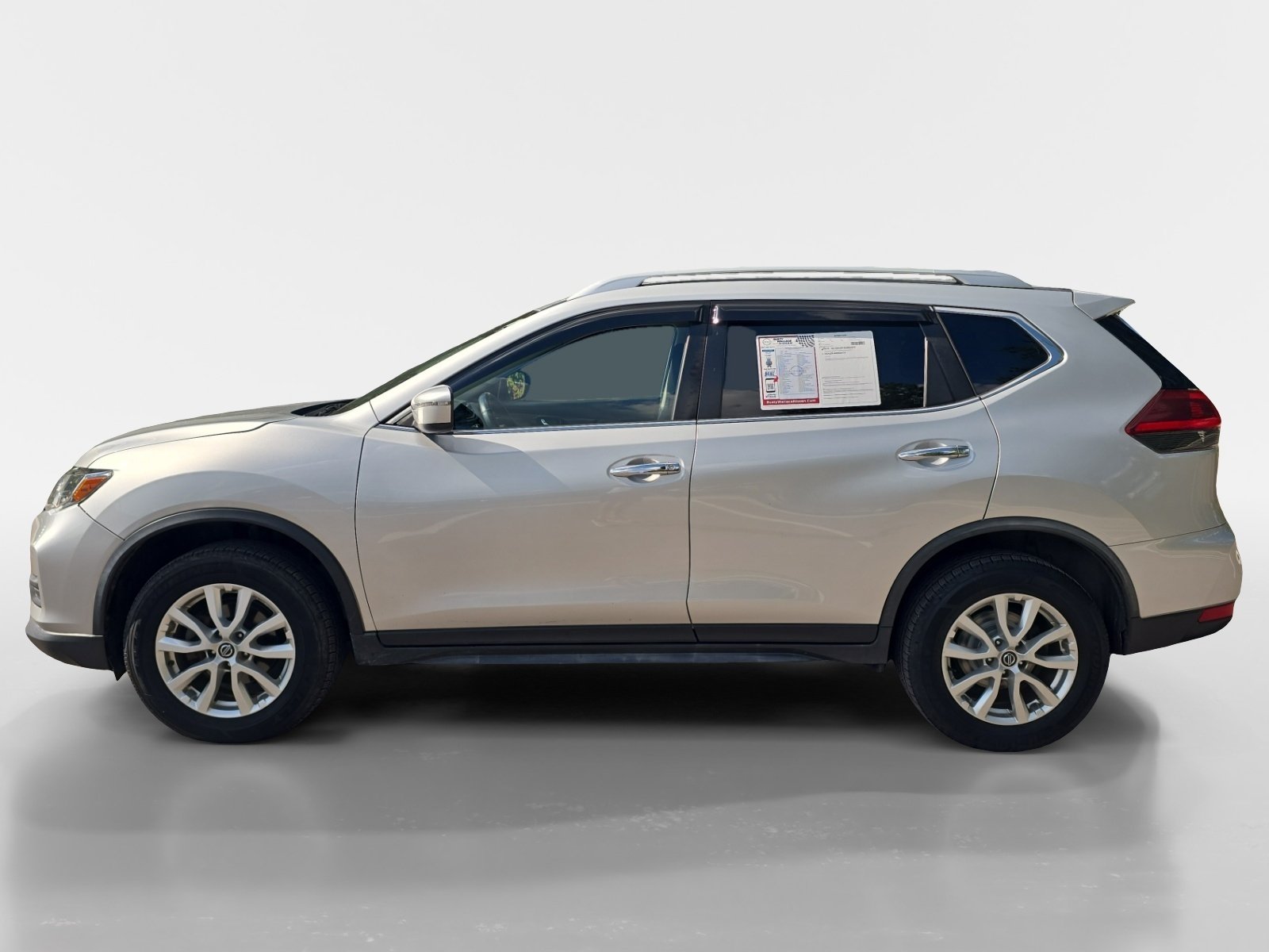 Used 2020 Nissan Rogue SV AWD/4WD image 2