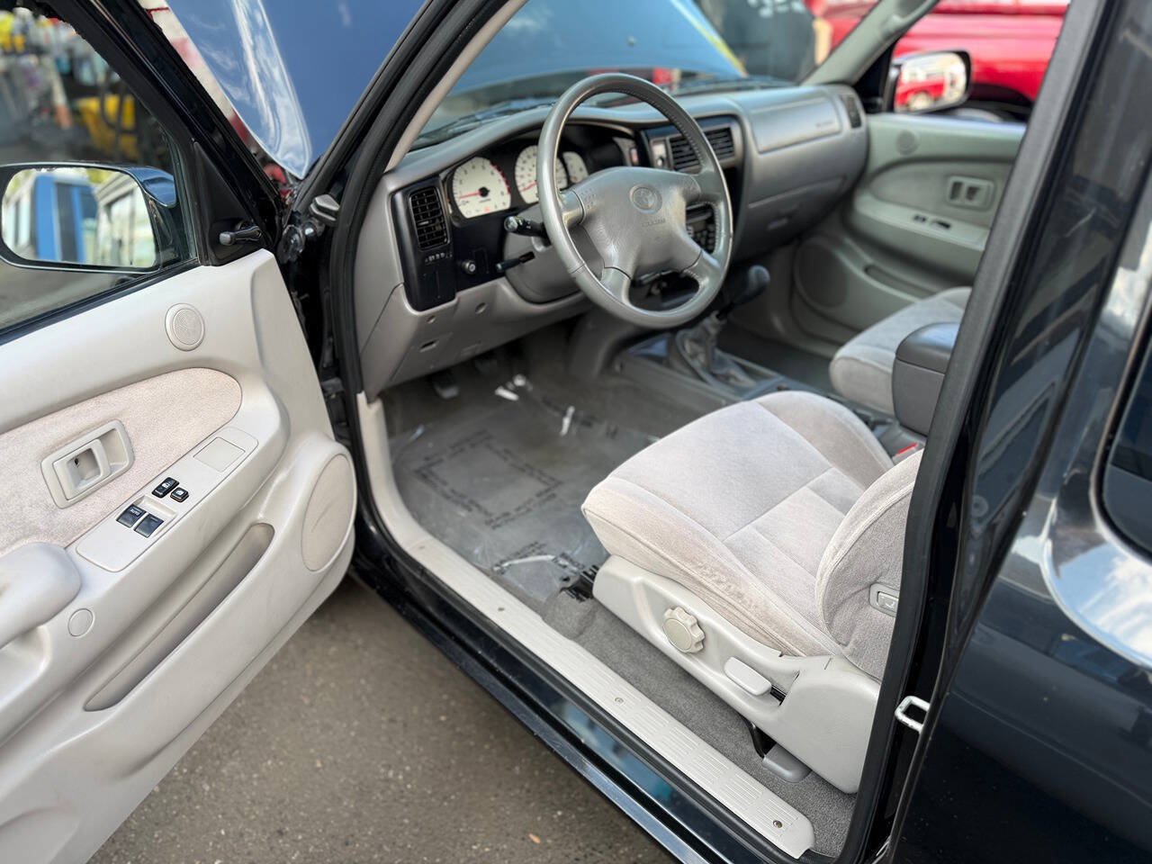 Used 2001 Toyota Tacoma S-Runner RWD image 11