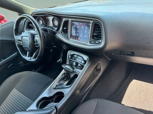 Used 2022 Dodge Challenger R/T Scat Pack RWD image 20