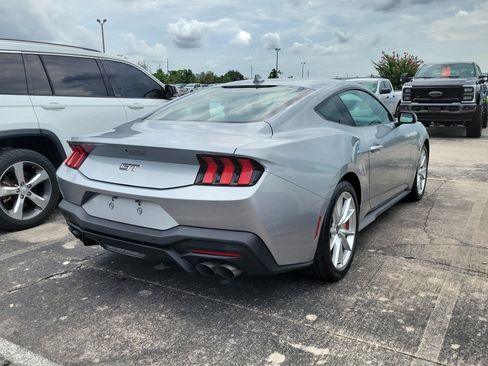 Used 2024 Ford Mustang GT Premium RWD image 5