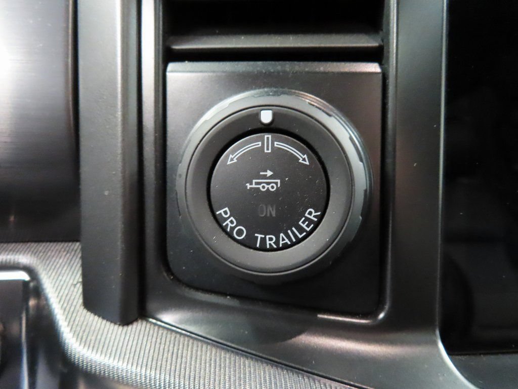 Used 2025 Ford F150 Lariat AWD/4WD image 60