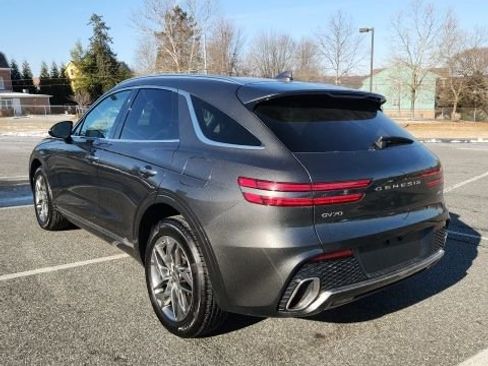 Used 2025 Genesis GV70 2.5T image 5