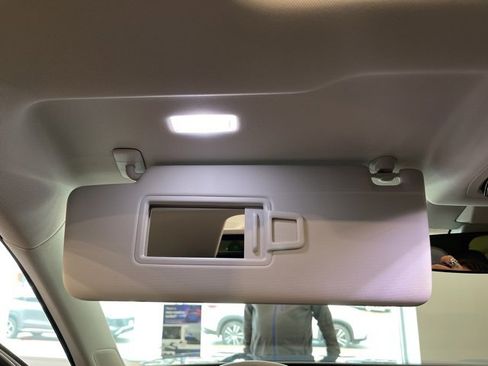 New 2026 Volkswagen Tiguan SE image 21