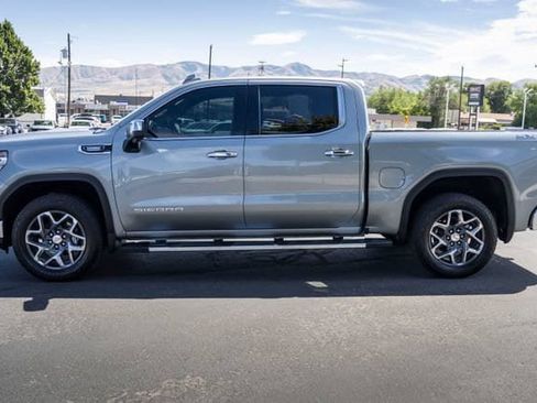 Certified 2025 GMC Sierra 1500 SLT w/ SLT Premium Package AWD/4WD image 3
