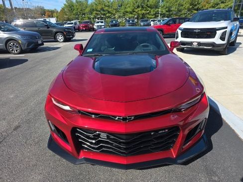 Used 2022 Chevrolet Camaro ZL1 image 2
