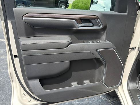 New 2026 Chevrolet Silverado 1500 RST AWD/4WD image 16