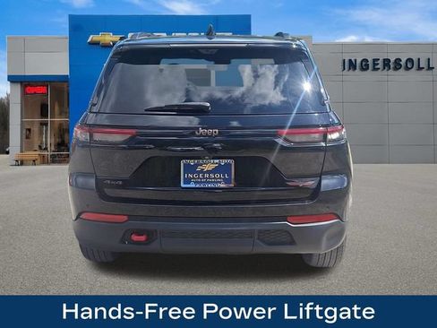 Used 2022 Jeep Grand Cherokee Trailhawk w/ ADV Protech Group II AWD/4WD image 26