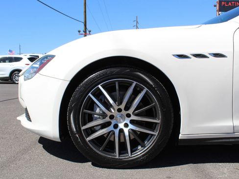 Used 2017 Maserati Ghibli Sedan 4D image 23