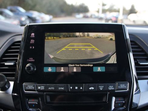 Certified 2024 Honda Odyssey Touring image 28