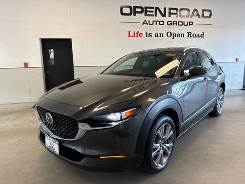 Used 2021 MAZDA CX-30 AWD 2.5 S w/ Premium Package image 2