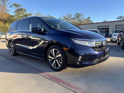 Used 2023 Honda Odyssey Touring image 4