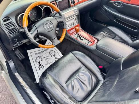 Used 2002 Lexus SC 430 Convertible image 12
