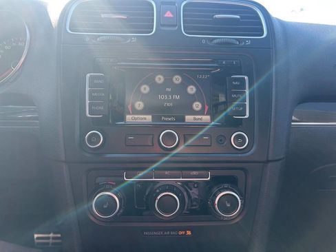 Used 2011 Volkswagen GTI 4-Door image 18