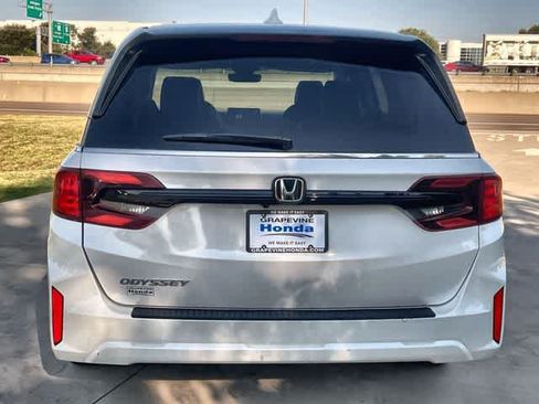 Used 2025 Honda Odyssey EX-L image 6
