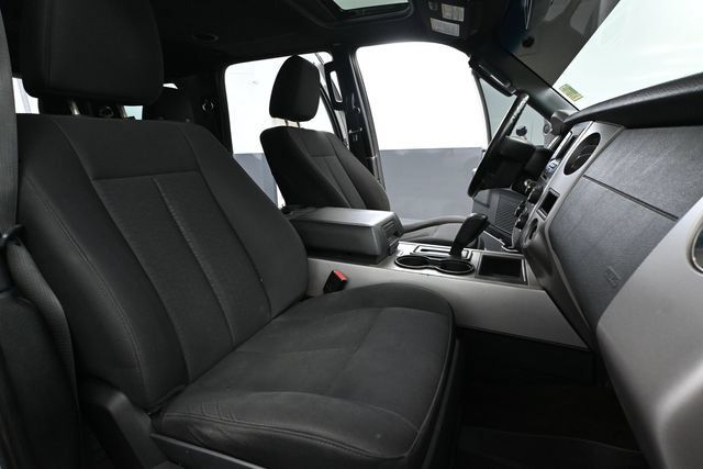 Used 2017 Ford Expedition XLT AWD/4WD image 42