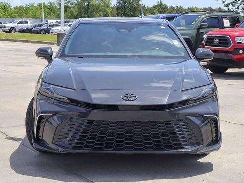Used 2025 Toyota Camry XSE FWD image 26