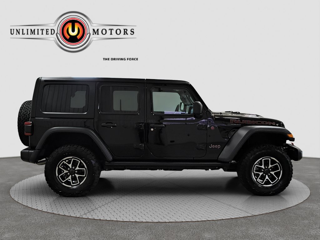 Used 2026 Jeep Wrangler Unlimited Rubicon w/ Dual Top Group AWD/4WD image 2