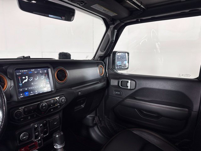 Used 2020 Jeep Gladiator Mojave AWD/4WD image 30