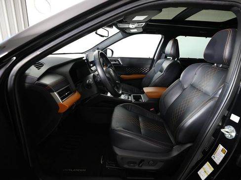 Used 2022 Mitsubishi Outlander SEL FWD image 17