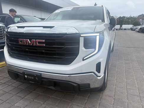 Used 2023 GMC Sierra 1500 Pro RWD image 3