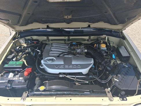 Used 2002 Nissan Pathfinder LE AWD/4WD image 22