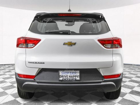 Used 2022 Chevrolet TrailBlazer LS FWD image 16