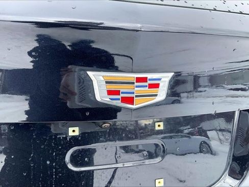 Used 2023 Cadillac XT4 Luxury w/ Cold Weather Package image 31