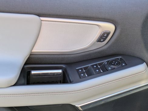 Used 2025 Ford Expedition Max Active image 12