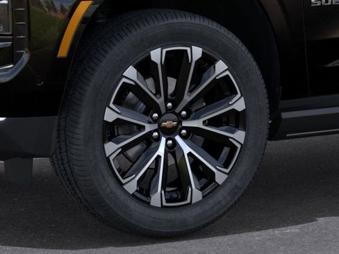 New 2026 Chevrolet Suburban High Country image 9