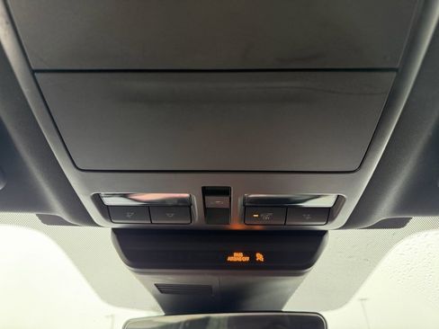 Used 2019 MAZDA MAZDA3 AWD Hatchback w/ Premium Pkg image 28