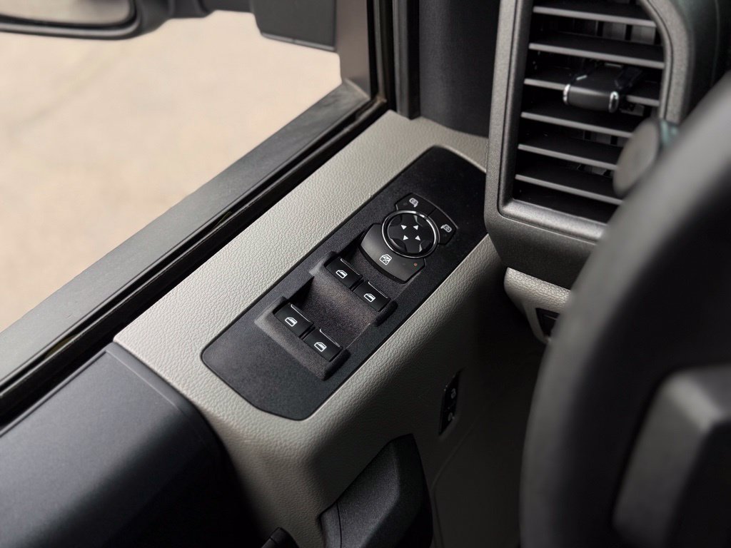Used 2022 Ford F250 XL w/ Power Equipment Group AWD/4WD image 22