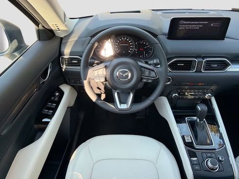 New 2025 MAZDA CX-5 AWD 2.5 S w/ Premium Plus Pkg image 17