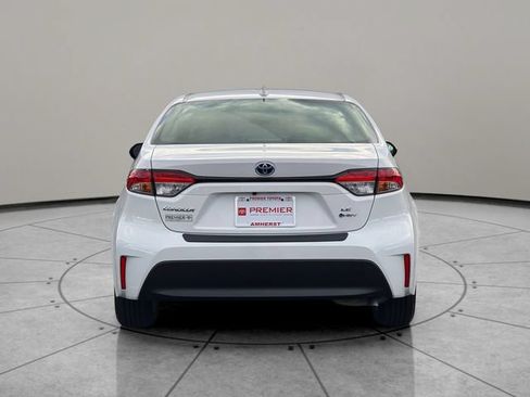 Certified 2025 Toyota Corolla LE w/ LE Premium Package FWD image 5